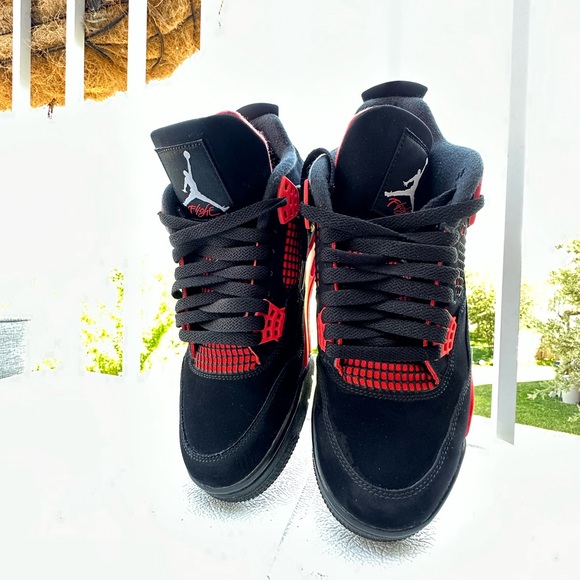 Jordan - Picture 2 of 9